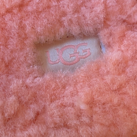 UGG Apricot Platform Slides🧡 - Picture 9 of 12